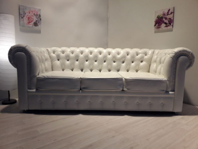 Диван Честер 3- х местный, белый