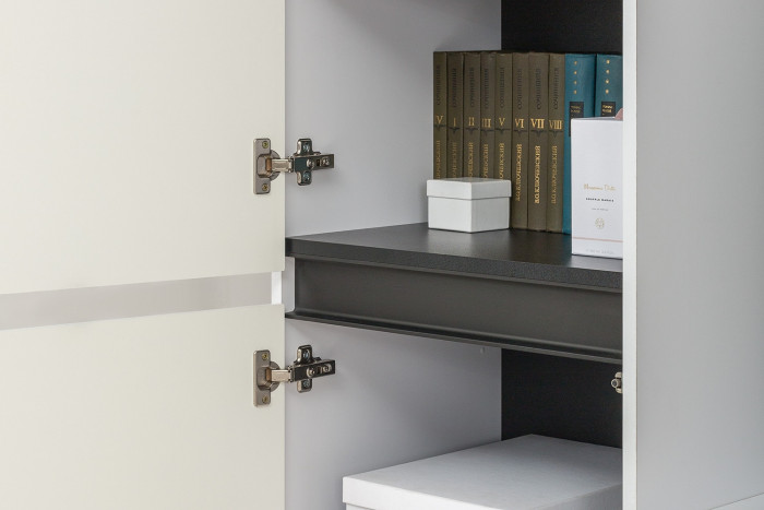 Сидней Комплектация № 068, корпус: белый/чёрный/фасады: МДФ белый глянец